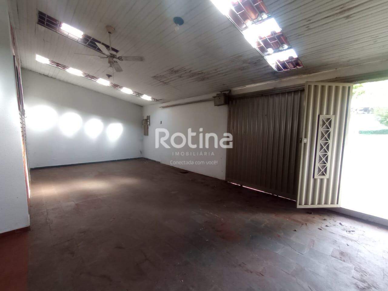 Casa para alugar, 4 quartos em Uberlândia no bairro Santa Mônica no valor de R$ 2.600,00 - Rotina Imobiliária: 