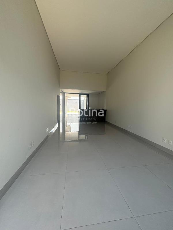 Casa à venda, 3 quartos em Uberlândia no bairro Novo Mundo no valor de R$ 970.000,00 - Rotina Imobiliária: 