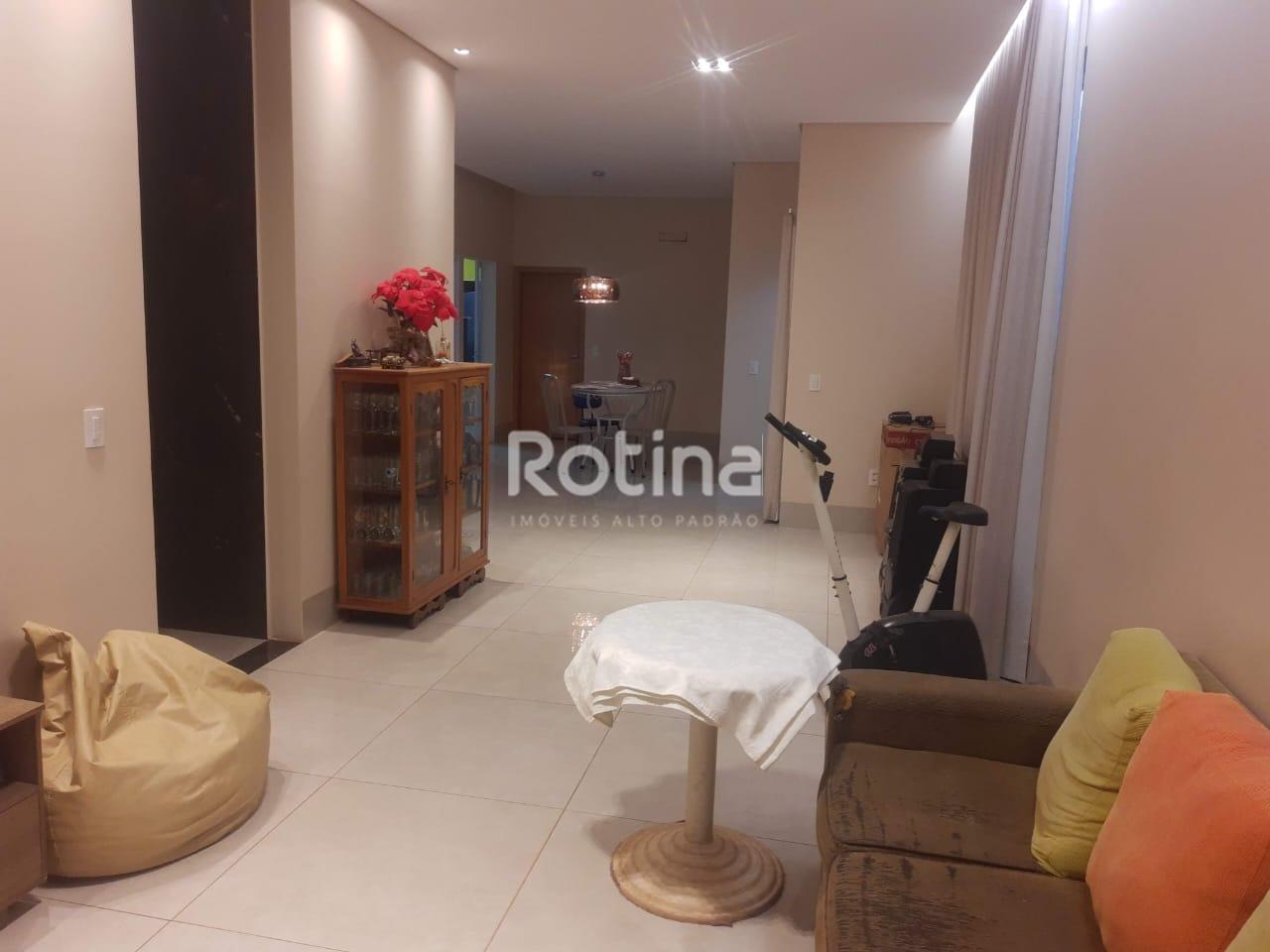 Casa à venda, 3 quartos em Uberlândia no bairro Segismundo Pereira no valor de R$ 1.200.000,00 - Rotina Imobiliária: 