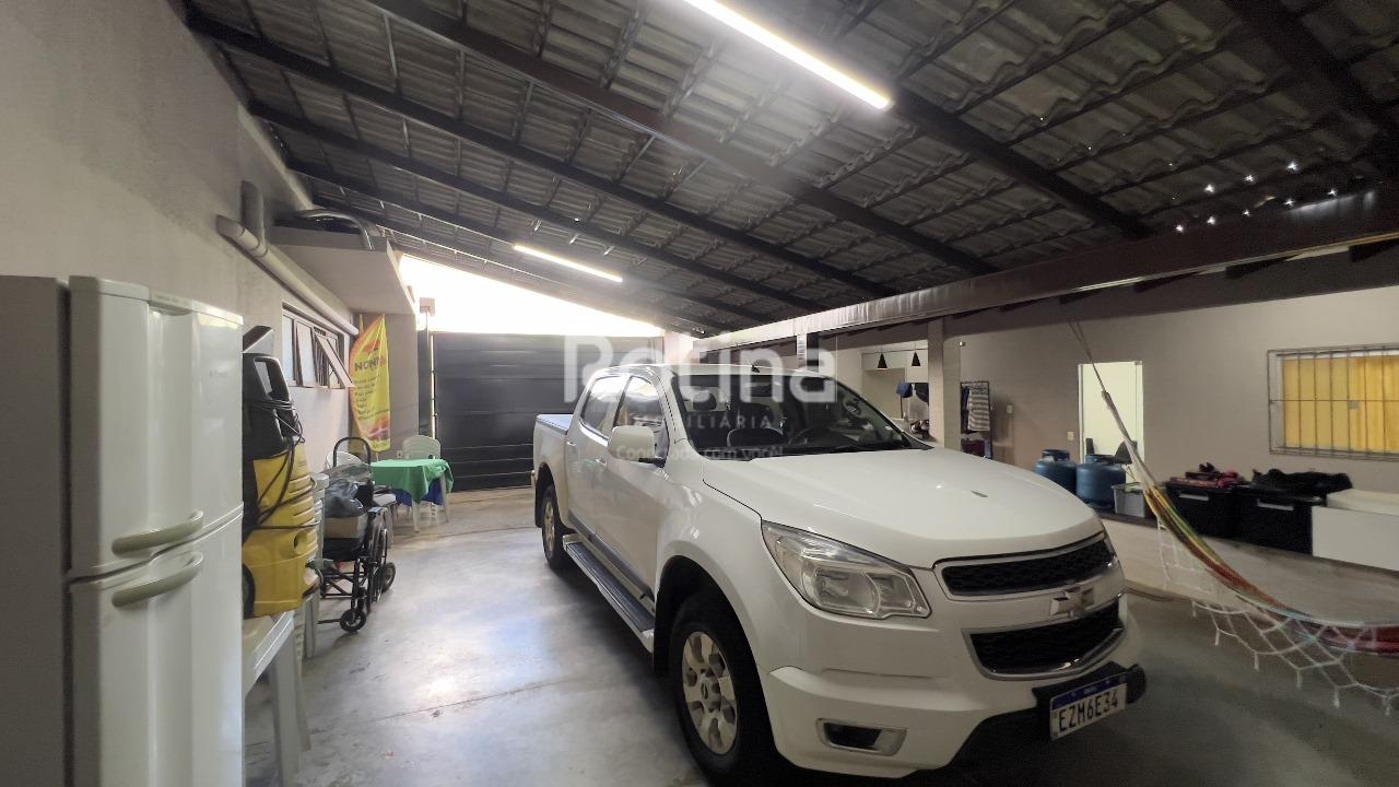 Casa Comercial à venda, 3 quartos em Uberlândia no bairro Jardim Brasília no valor de R$ 450.000,00 - Rotina Imobiliária: 