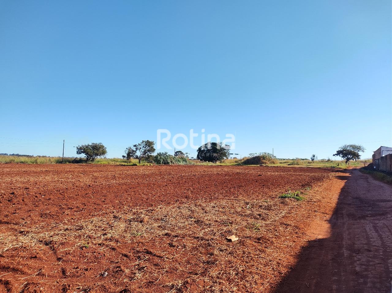 Área à venda, em Uberlândia no bairro Morumbi no valor de R$ 9.000.000,00 - Rotina Imobiliária: 