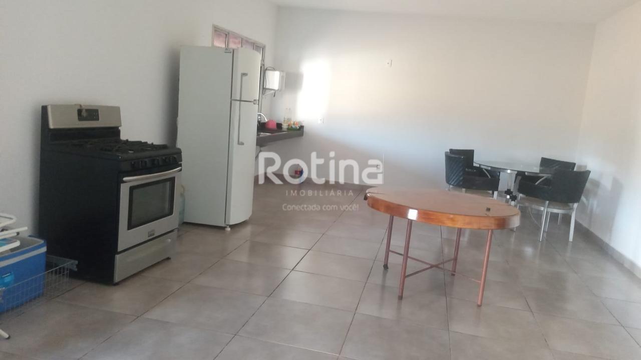 Chacara à venda, 3 quartos em Uberlândia no bairro Conjunto Alvorada no valor de R$ 850.000,00 - Rotina Imobiliária: 