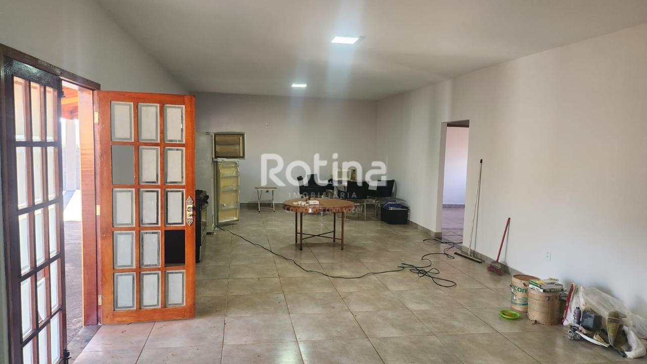 Chacara à venda, 3 quartos em Uberlândia no bairro Conjunto Alvorada no valor de R$ 850.000,00 - Rotina Imobiliária: 