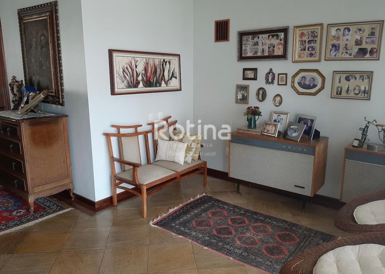 Apartamento à venda, 4 quartos em Uberlândia no bairro Martins no valor de R$ 850.000,00 - Rotina Imobiliária: 