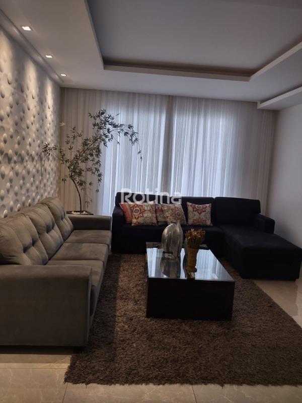 Casa à venda, 5 quartos em Uberlândia no bairro Altamira no valor de R$ 2.700.000,00 - Rotina Imobiliária: 
