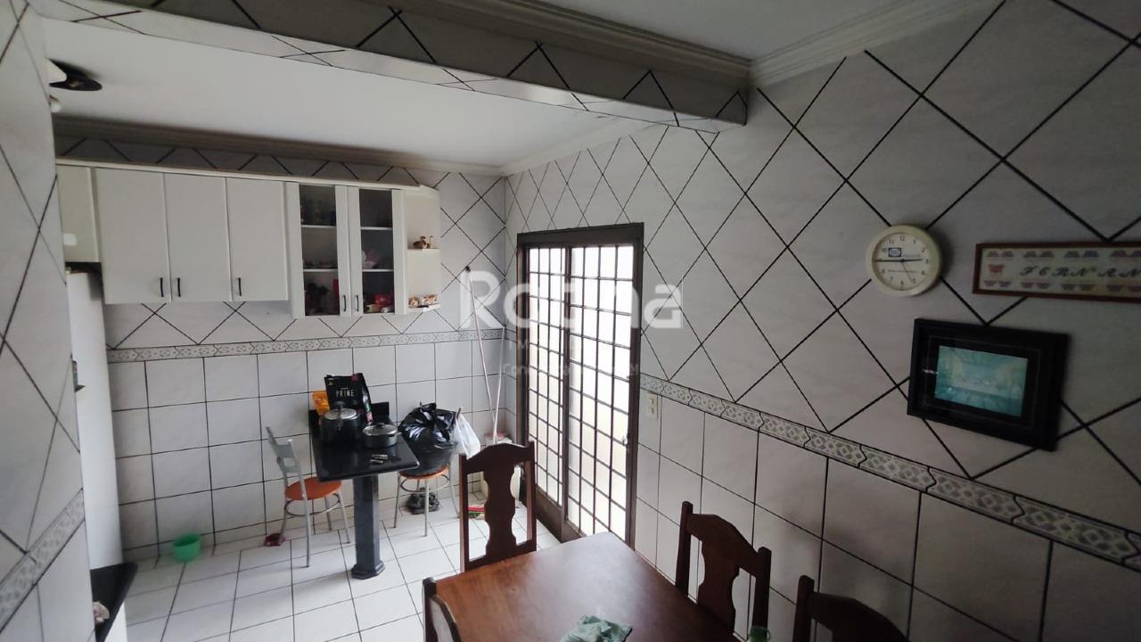 Casa à venda, 3 quartos em Uberlândia no bairro Santa Luzia no valor de R$ 420.000,00 - Rotina Imobiliária: 
