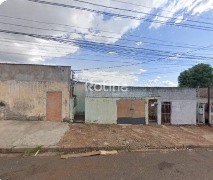 Casa à venda, 4 quartos em Uberlândia no bairro Daniel Fonseca no valor de R$ 300.000,00 - Rotina Imobiliária: 