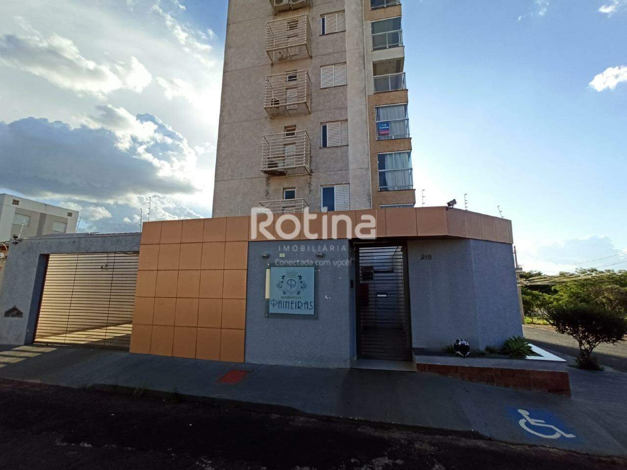 Apartamento para alugar, 2 quartos em Uberlândia no bairro Aclimação no valor de R$ 2.200,00 - Rotina Imobiliária: 