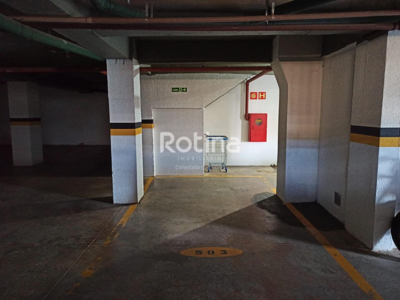 Apartamento para alugar, 2 quartos em Uberlândia no bairro Aclimação no valor de R$ 2.200,00 - Rotina Imobiliária: 