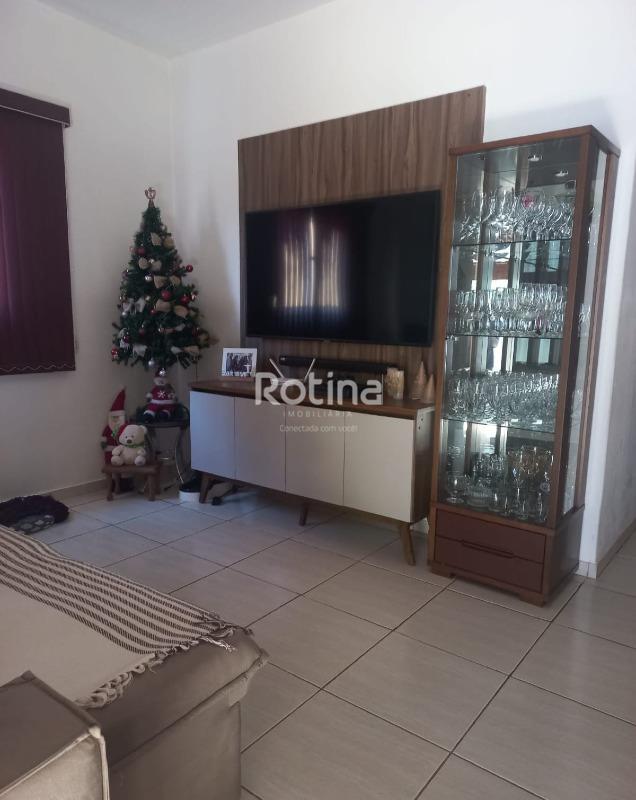 Casa à venda, 4 quartos em Uberlândia no bairro Jardim Holanda no valor de R$ 580.000,00 - Rotina Imobiliária: 