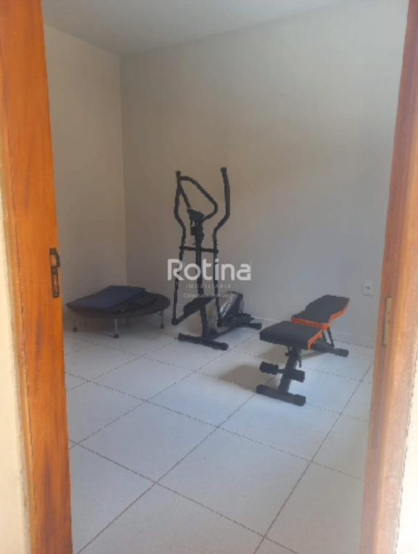 Casa à venda, 4 quartos em Uberlândia no bairro Jardim Holanda no valor de R$ 580.000,00 - Rotina Imobiliária: 