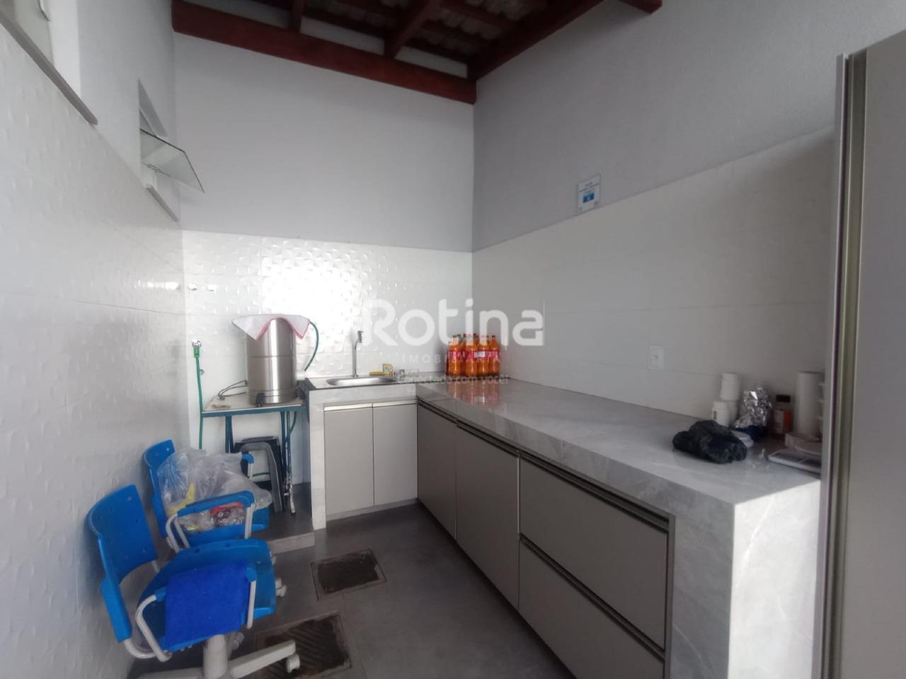 Casa Comercial à venda, 3 quartos em Uberlândia no bairro Planalto no valor de R$ 1.600.000,00 - Rotina Imobiliária: 
