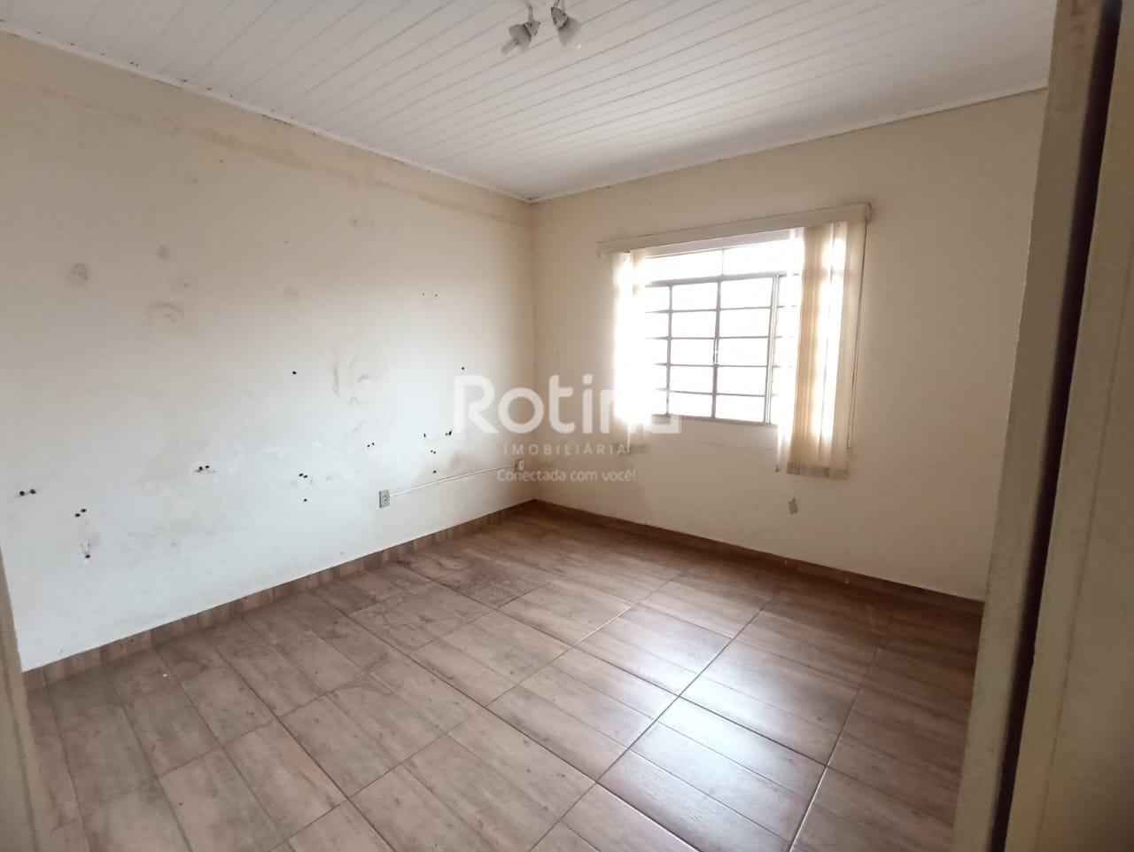 Casa à venda, 3 quartos em Uberlândia no bairro Centro no valor de R$ 420.000,00 - Rotina Imobiliária: 