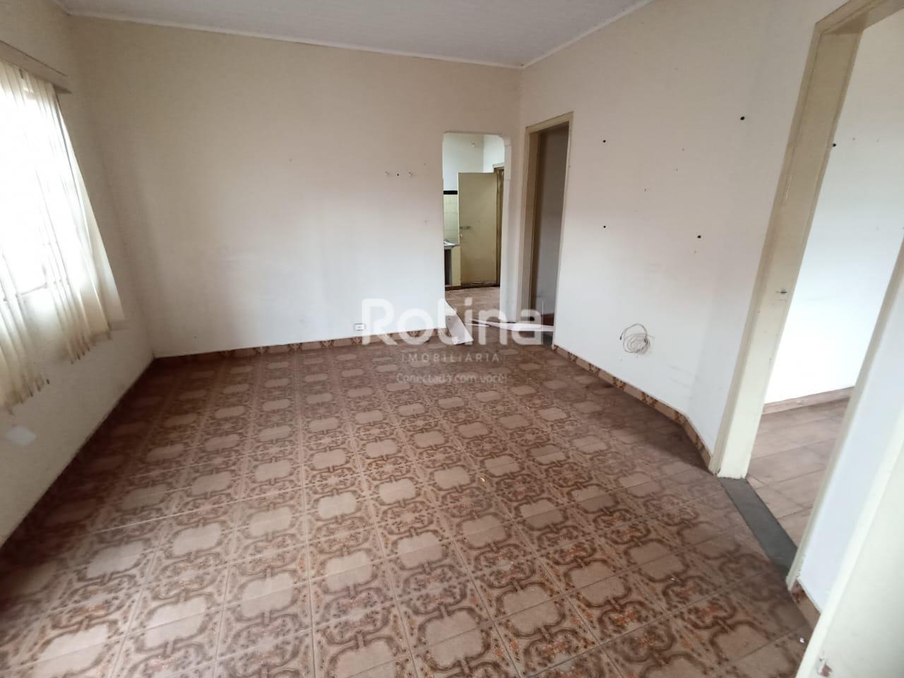 Casa à venda, 3 quartos em Uberlândia no bairro Centro no valor de R$ 420.000,00 - Rotina Imobiliária: 