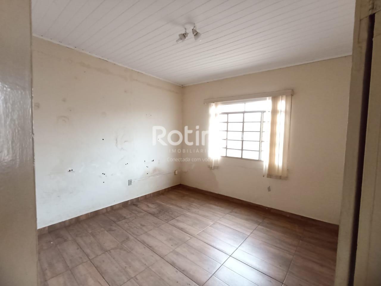 Casa à venda, 3 quartos em Uberlândia no bairro Centro no valor de R$ 420.000,00 - Rotina Imobiliária: 