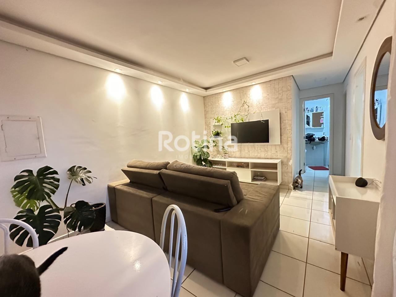 Apartamento à venda, 2 quartos em Uberlândia no bairro Chacaras Tubalina e Quartel no valor de R$ 215.000,00 - Rotina Imobiliária: 