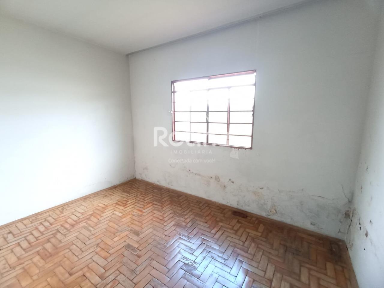 Casa à venda, 3 quartos em Uberlândia no bairro Brasil no valor de R$ 550.000,00 - Rotina Imobiliária: 