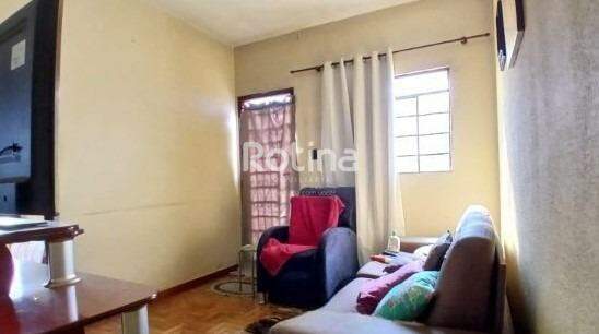 Casa à venda, 3 quartos em Uberlândia no bairro Osvaldo Rezende no valor de R$ 450.000,00 - Rotina Imobiliária: 