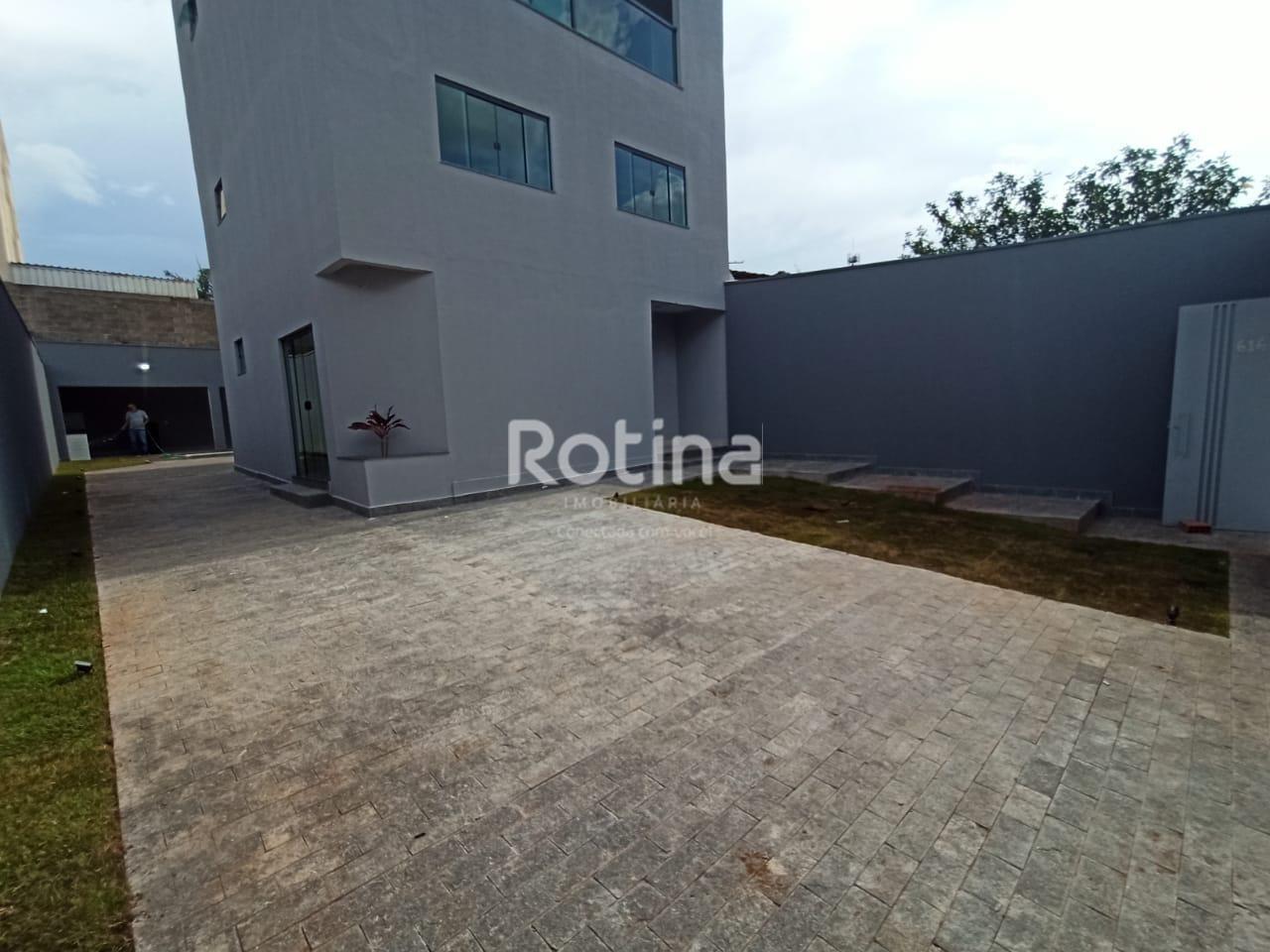 Casa à venda, 3 quartos em Uberlândia no bairro Nova Uberlândia no valor de R$ 950.000,00 - Rotina Imobiliária: 