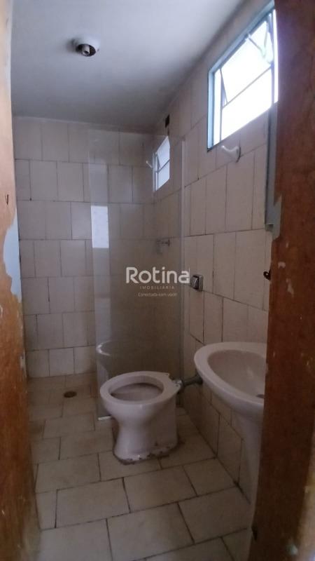 Prédio Inteiro à venda, em Uberlândia no bairro Santa Mônica no valor de R$ 750.000,00 - Rotina Imobiliária: 