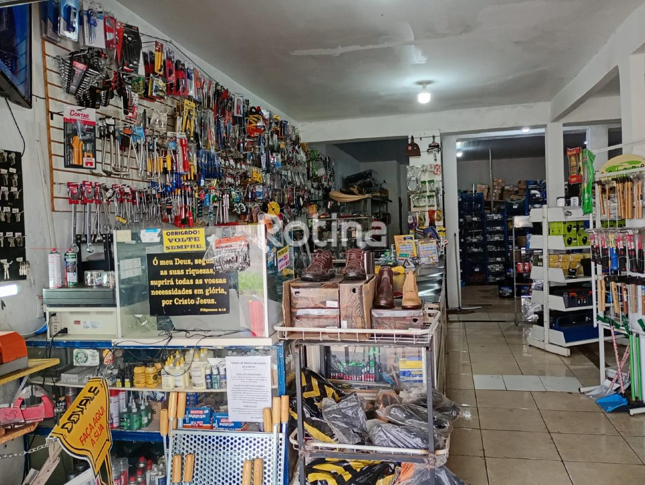 Casa Comercial à venda, 2 quartos em Uberlândia no bairro Jardim Europa no valor de R$ 900.000,00 - Rotina Imobiliária: 