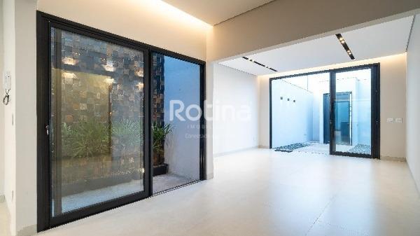 Casa à venda, 3 quartos em Uberlândia no bairro Jardim Europa no valor de R$ 790.000,00 - Rotina Imobiliária: 