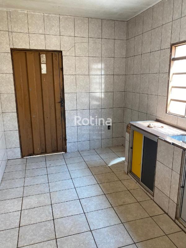 Casa à venda, 3 quartos em Uberlândia no bairro Laranjeiras no valor de R$ 320.000,00 - Rotina Imobiliária: 