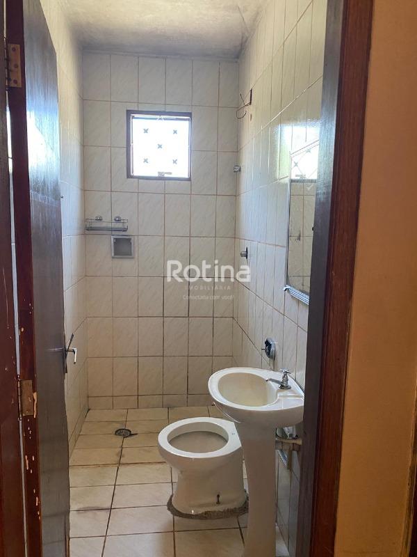 Casa à venda, 3 quartos em Uberlândia no bairro Laranjeiras no valor de R$ 320.000,00 - Rotina Imobiliária: 