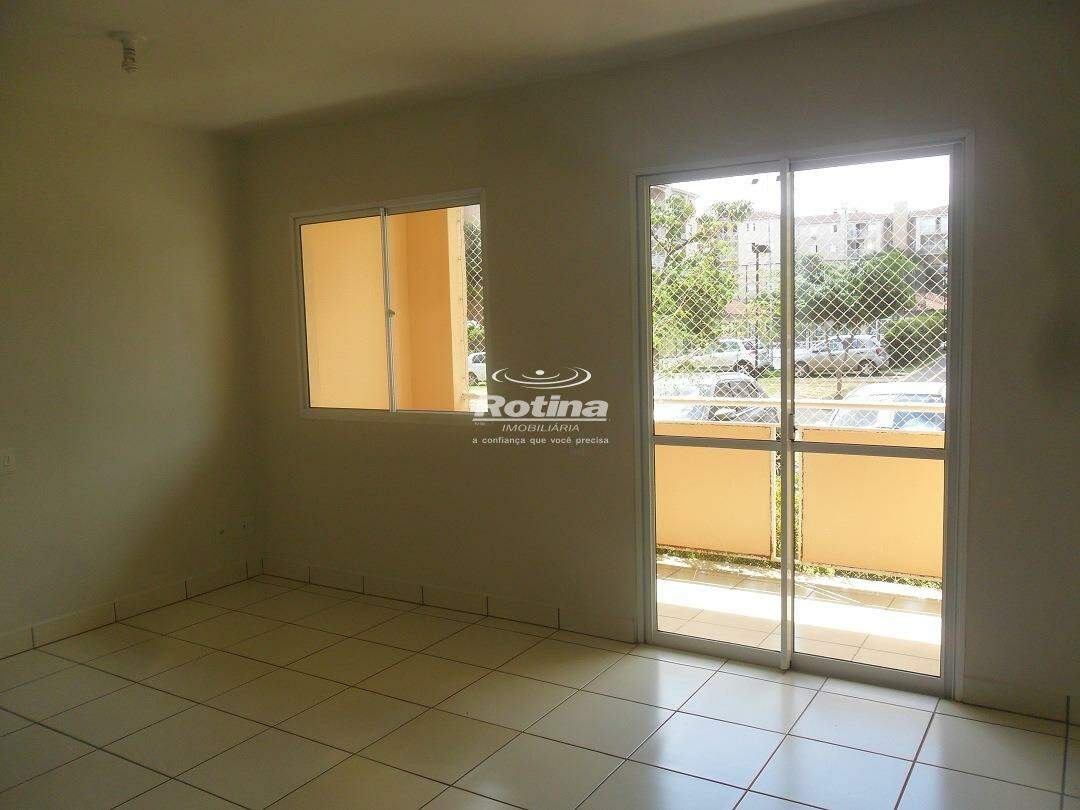 Apartamento à venda, 3 quartos em Uberlândia no bairro Santa Mônica no valor de R$ 360.000,00 - Rotina Imobiliária: 