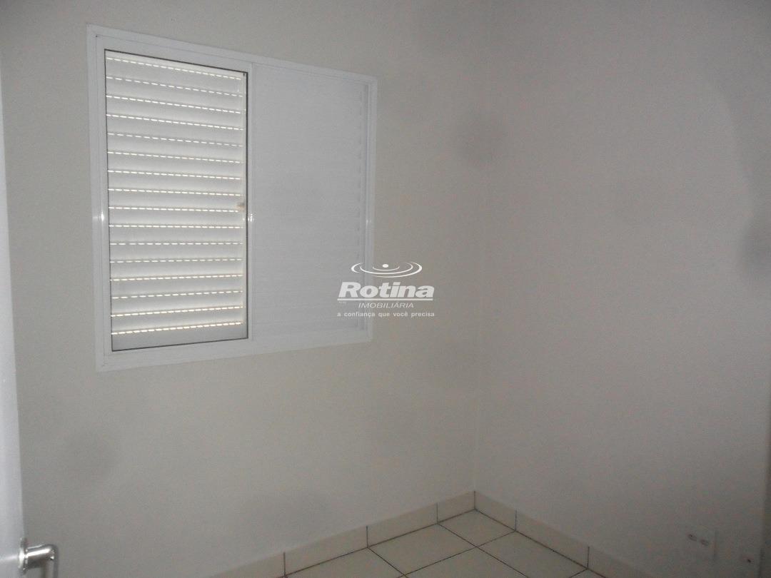 Apartamento à venda, 3 quartos em Uberlândia no bairro Santa Mônica no valor de R$ 360.000,00 - Rotina Imobiliária: 