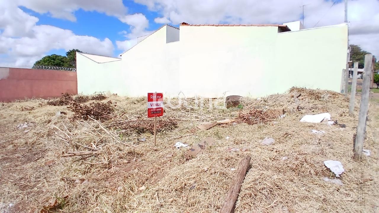 Terreno à venda, em Uberlândia no bairro Jaraguá no valor de R$ 200.000,00 - Rotina Imobiliária: 