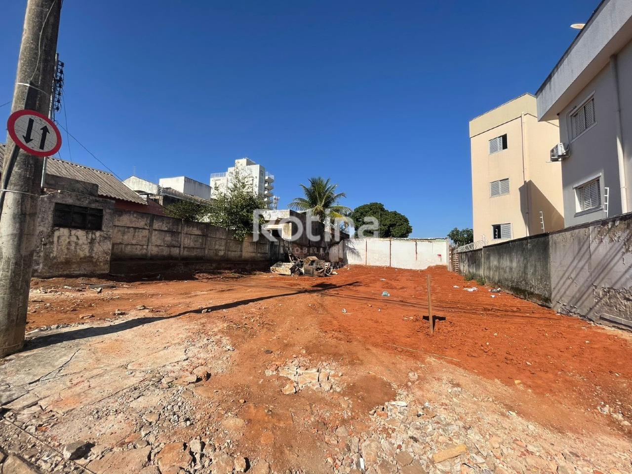 Terreno à venda, em Uberlândia no bairro Saraiva no valor de R$ 395.000,00 - Rotina Imobiliária: 