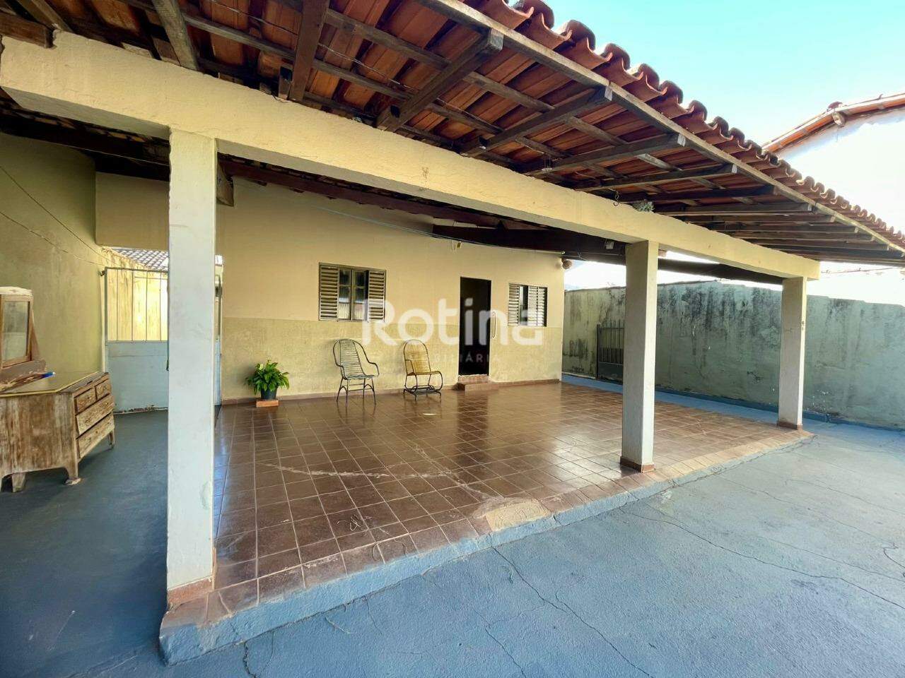 Casa à venda, 3 quartos em Uberlândia no bairro Segismundo Pereira no valor de R$ 580.000,00 - Rotina Imobiliária: 