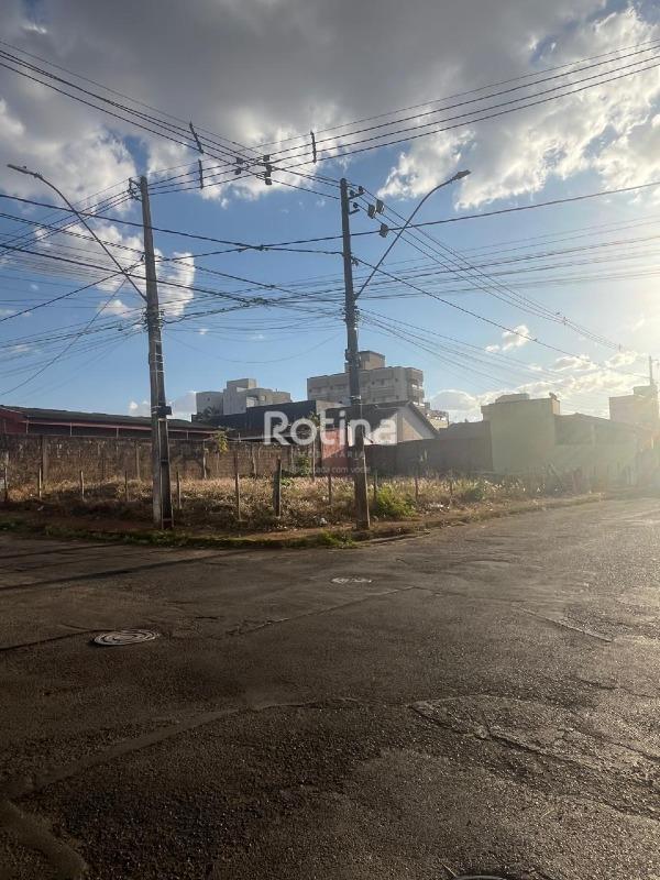 Terreno à venda, em Uberlândia no bairro Santa Mônica no valor de R$ 690.000,00 - Rotina Imobiliária: 