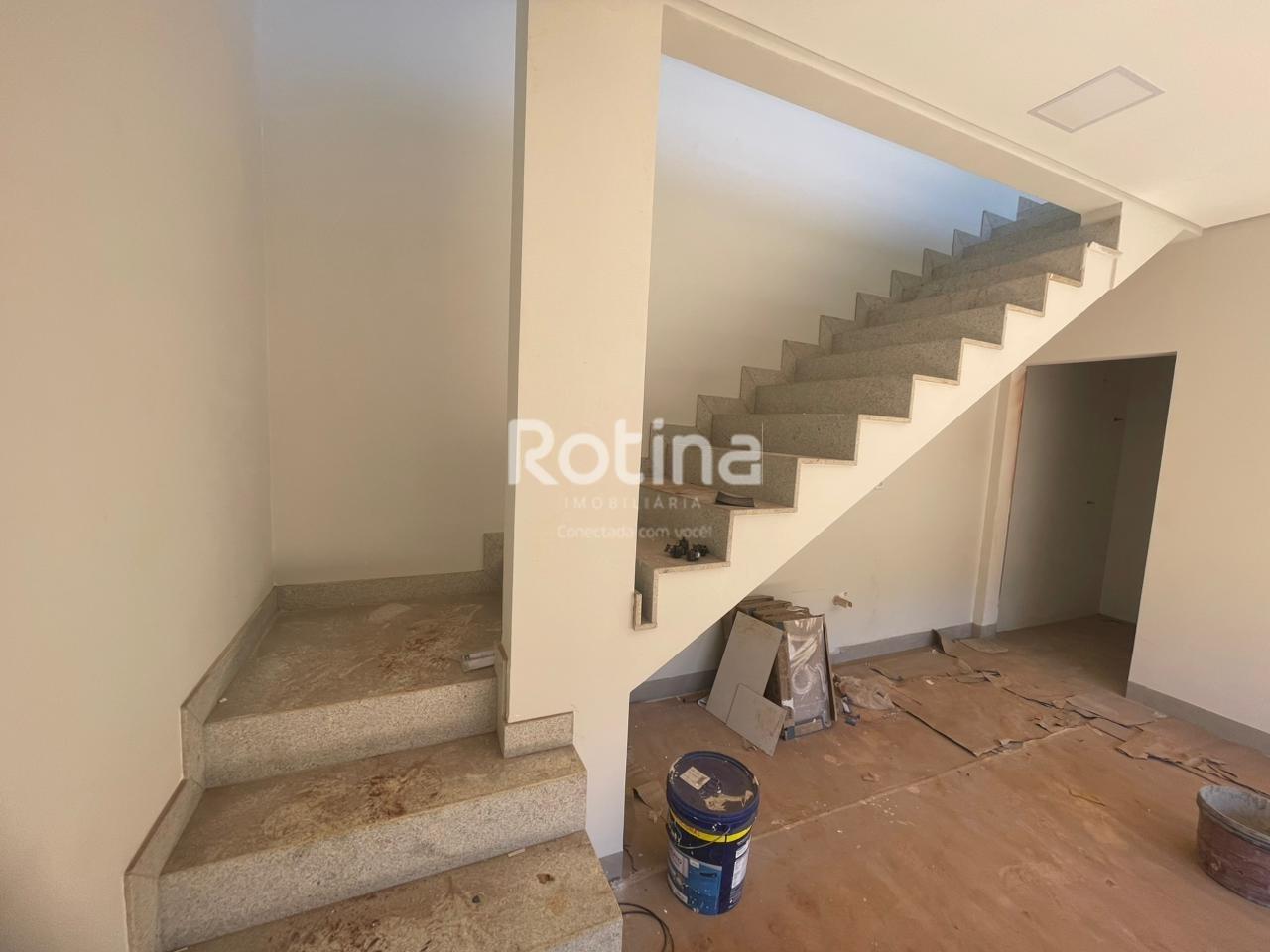 Sala à venda, em Uberlândia no bairro Vigilato Pereira no valor de R$ 552.000,00 - Rotina Imobiliária: 