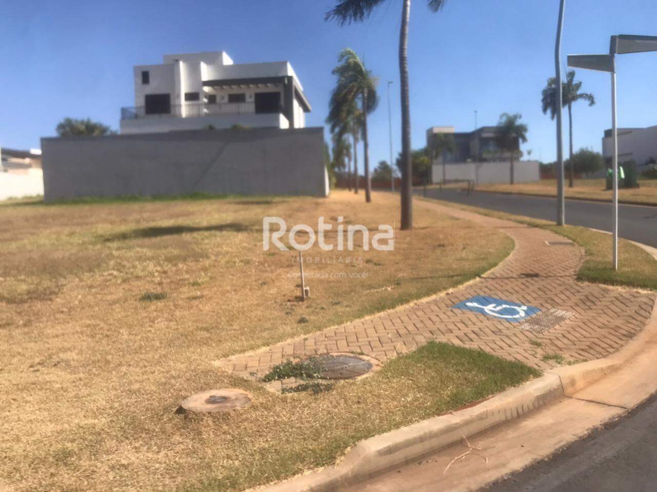 Terreno Condomínio Fechado à venda, em Uberlândia no bairro Cond. Alphaville II no valor de R$ 710.000,00 - Rotina Imobiliária: 