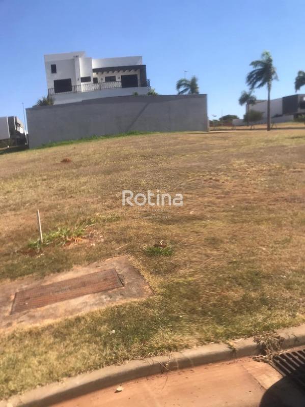 Terreno Condomínio Fechado à venda, em Uberlândia no bairro Cond. Alphaville II no valor de R$ 710.000,00 - Rotina Imobiliária: 