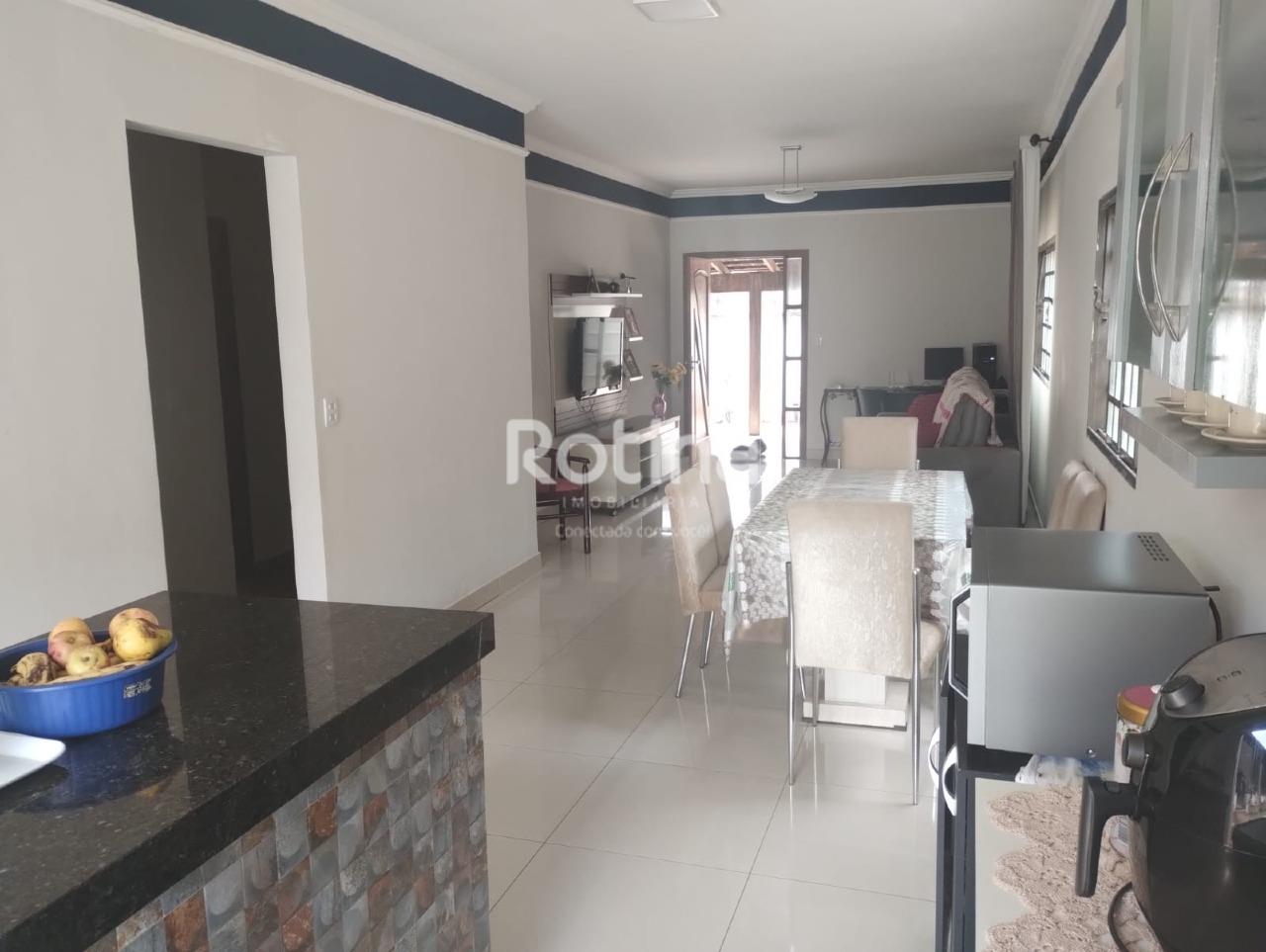 Casa à venda, 3 quartos em Uberlândia no bairro Maravilha no valor de R$ 550.000,00 - Rotina Imobiliária: 