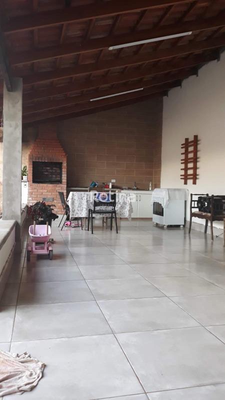 Casa à venda, 3 quartos em Uberlândia no bairro Maravilha no valor de R$ 550.000,00 - Rotina Imobiliária: 