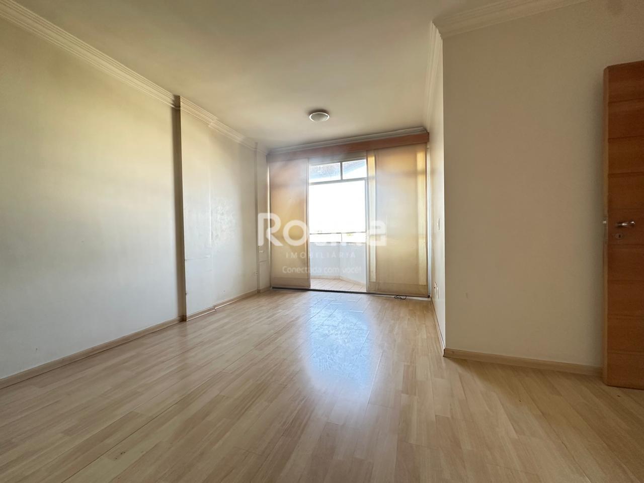 Apartamento à venda, 3 quartos em Uberlândia no bairro Custódio Pereira no valor de R$ 420.000,00 - Rotina Imobiliária: 