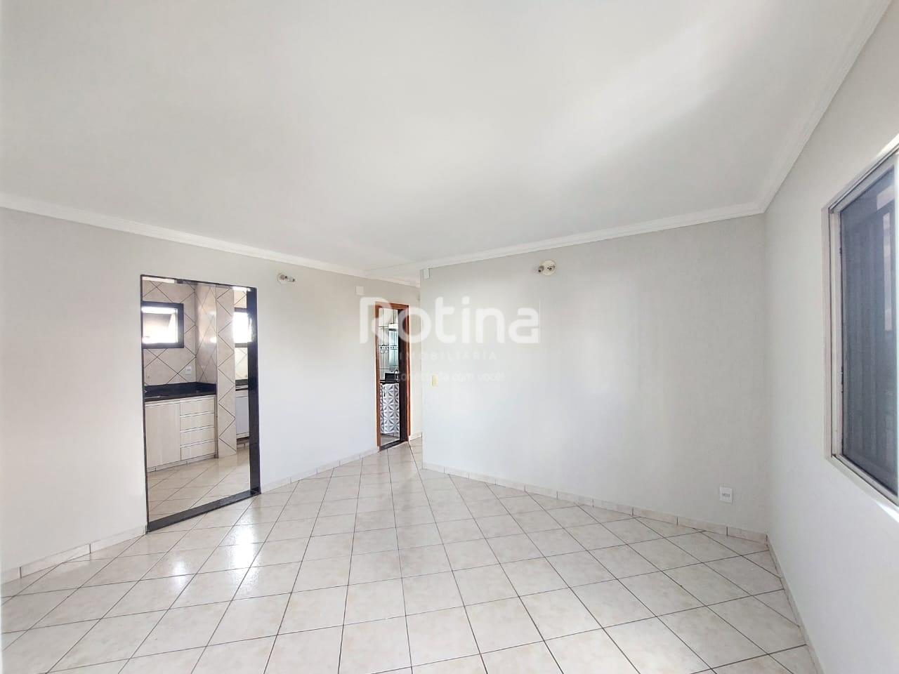 Apartamento para alugar, 3 quartos em Uberlândia no bairro Chacaras Tubalina e Quartel no valor de R$ 1.150,00 - Rotina Imobiliária: 