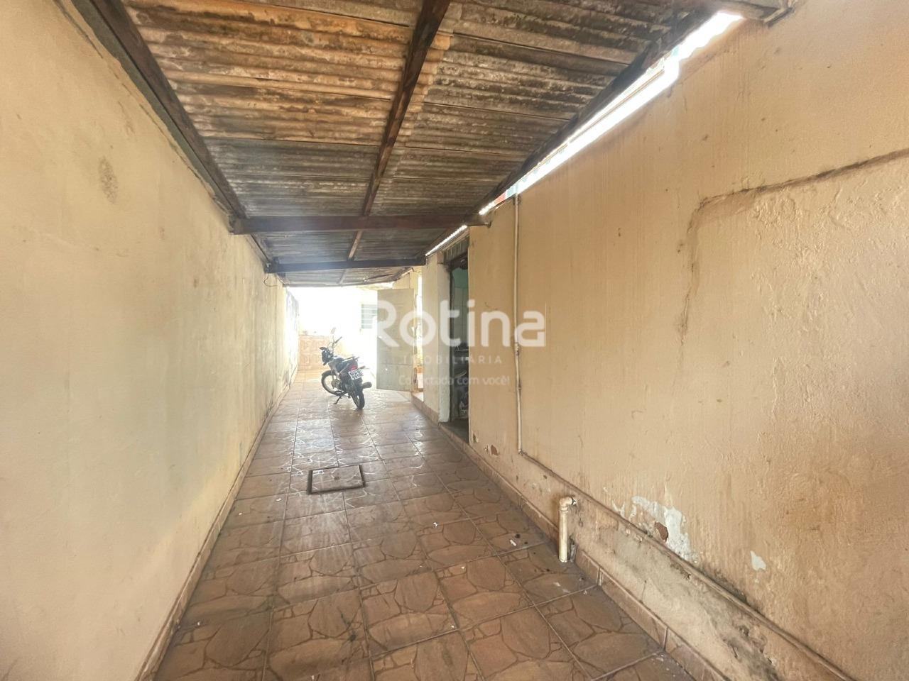 Terreno à venda, 8 quartos em Uberlândia no bairro Tubalina no valor de R$ 300.000,00 - Rotina Imobiliária: 