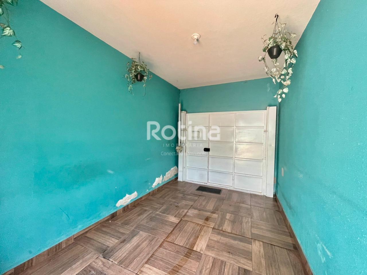 Casa Comercial à venda, 4 quartos em Uberlândia no bairro Presidente Roosevelt no valor de R$ 600.000,00 - Rotina Imobiliária: 