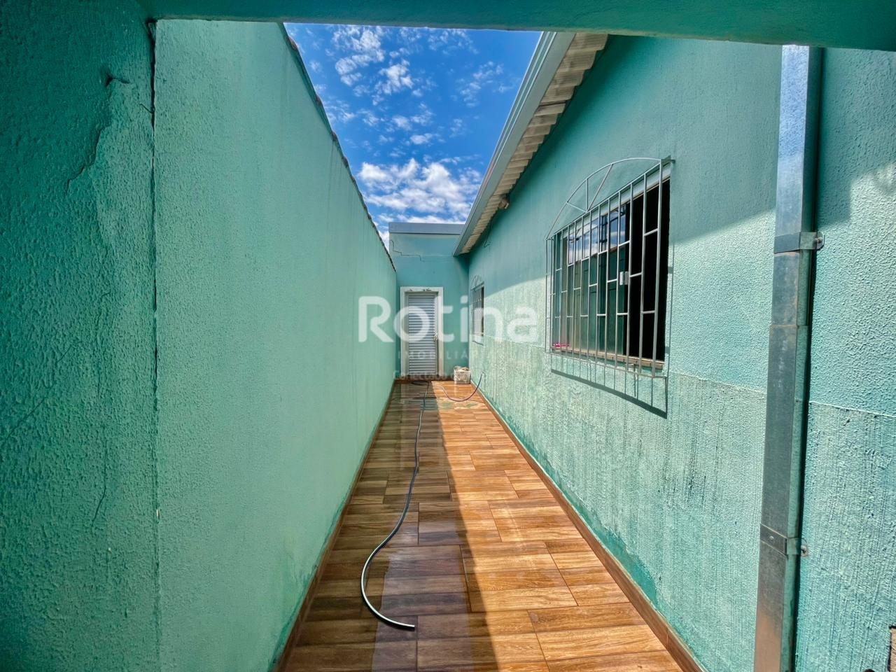 Casa Comercial à venda, 4 quartos em Uberlândia no bairro Presidente Roosevelt no valor de R$ 600.000,00 - Rotina Imobiliária: 
