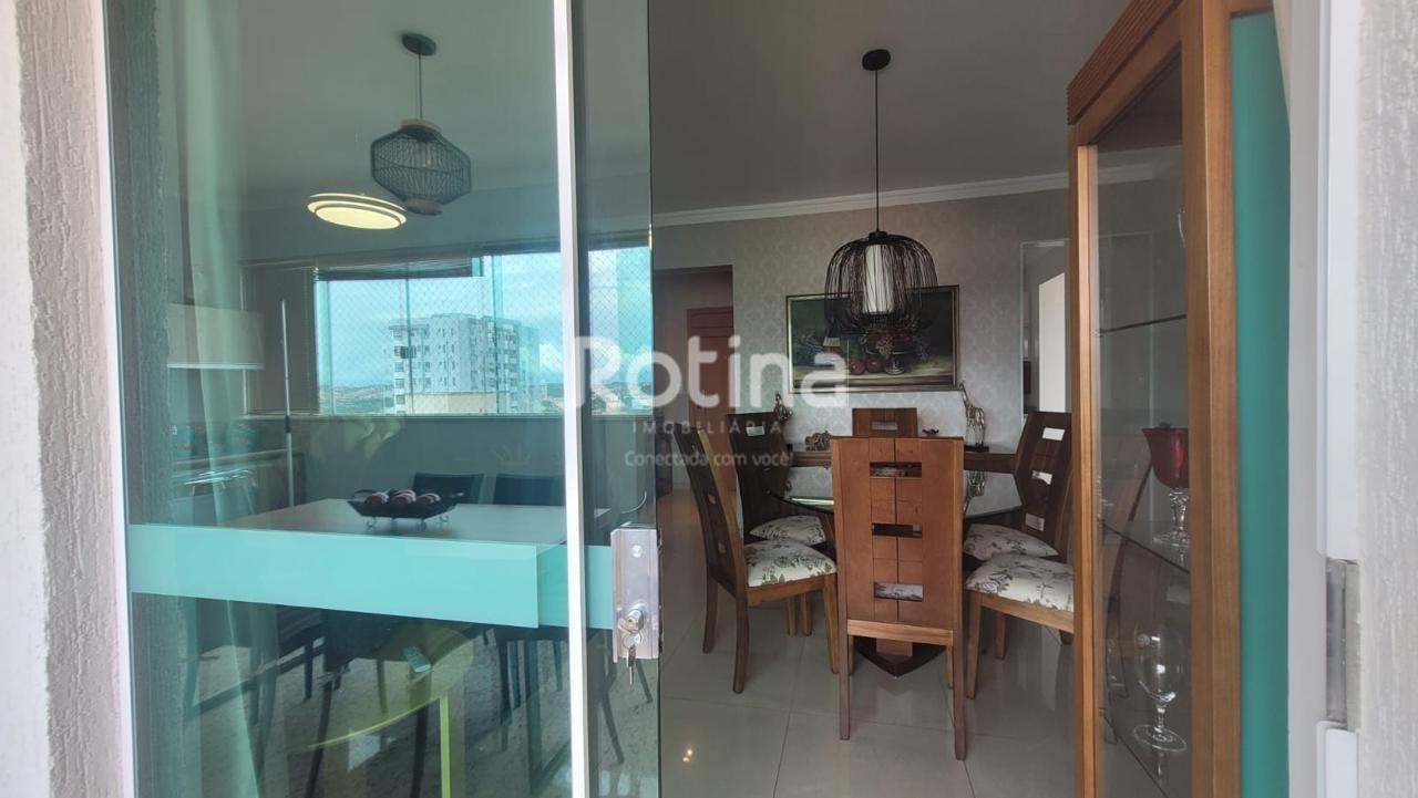 Apartamento à venda, 3 quartos em Uberlândia no bairro Santa Mônica no valor de R$ 740.000,00 - Rotina Imobiliária: 