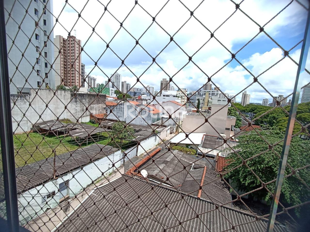 Apartamento à venda, 3 quartos em Uberlândia no bairro Centro no valor de R$ 300.000,00 - Rotina Imobiliária: 