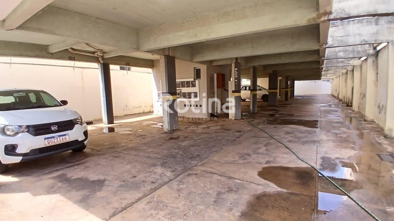Apartamento para alugar, 2 quartos em Uberlândia no bairro Umuarama no valor de R$ 1.750,00 - Rotina Imobiliária: 
