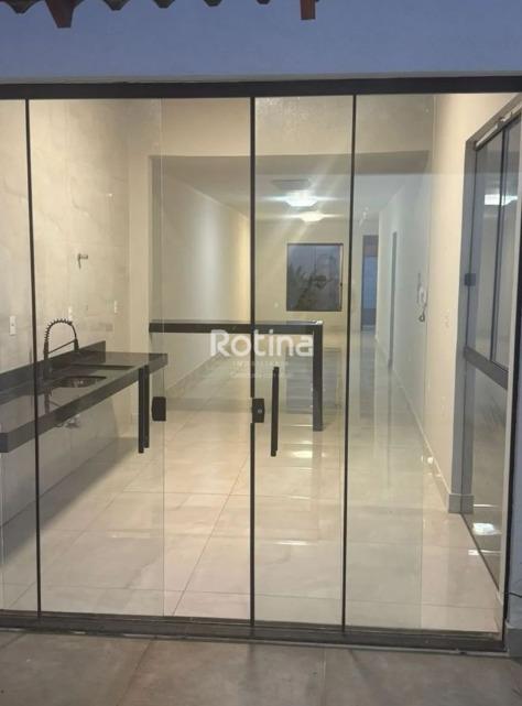 Casa à venda, 3 quartos em Uberlândia no bairro Bosque dos Buritis no valor de R$ 900.000,00 - Rotina Imobiliária: 