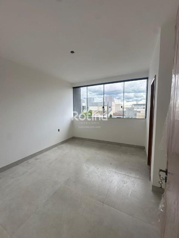 Casa à venda, 2 quartos em Uberlândia no bairro Novo Mundo no valor de R$ 455.000,00 - Rotina Imobiliária: 
