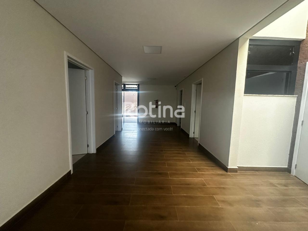 Comercial para alugar, em Uberlândia no bairro Lídice no valor de R$ 12.500,00 - Rotina Imobiliária: 